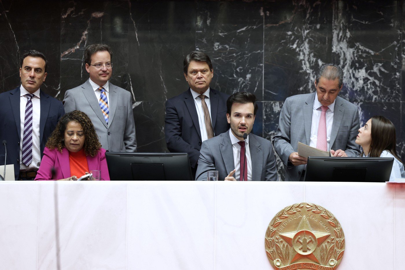 Projeto da LDO é recebido no Plenário e prevê queda de 73% no déficit em 2026 2 Projeto da LDO é recebido no Plenário e prevê queda de 73% no déficit em 2026