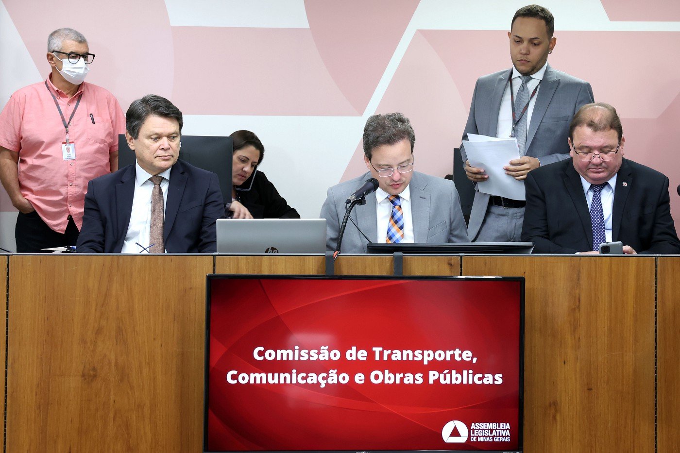 Projeto busca mais transparência na divulgação dos custos de transporte 1 Comissão de Transporte, Comunicação e Obras Públicas aprovou parecer favorável ao PL 440/19