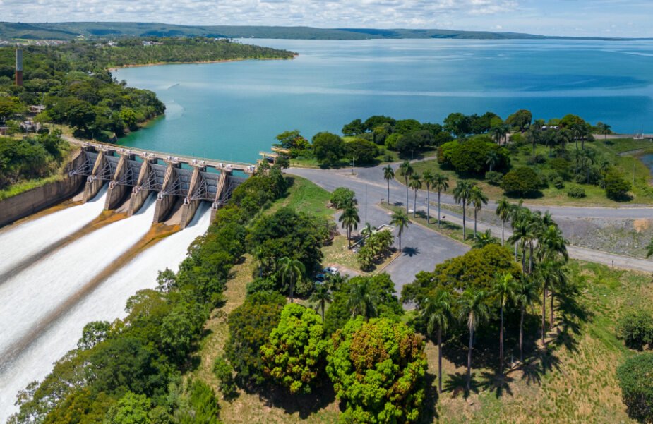 Cemig é uma das dez companhias mais sustentáveis da B3 1 UHE Três Marias