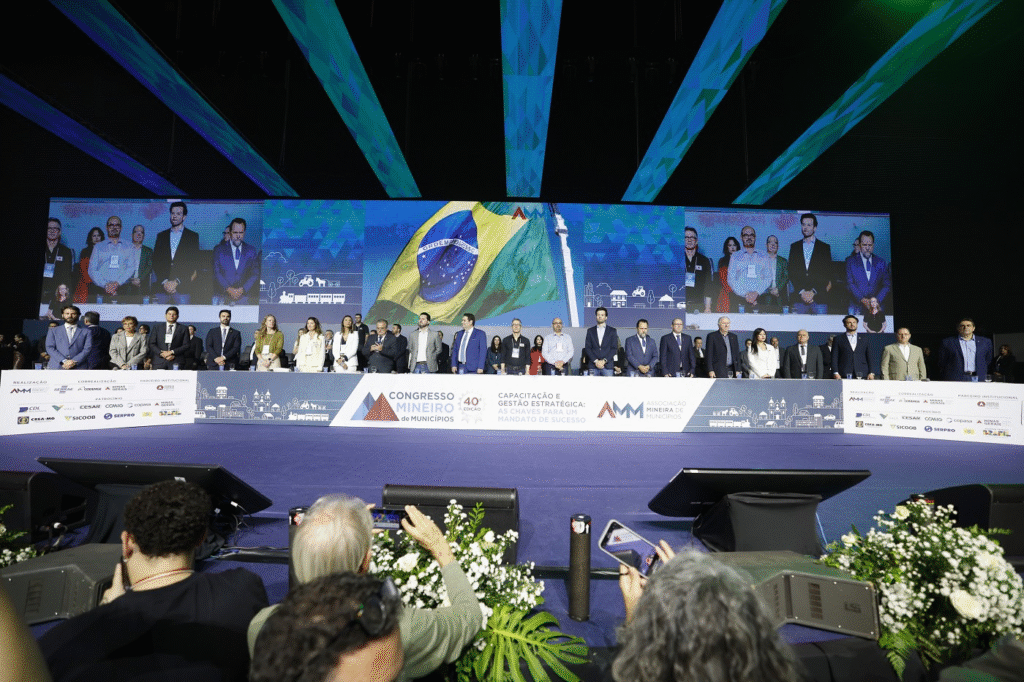 Presidente da ALMG destaca importância do Congresso Mineiro de Municípios 3 image 11