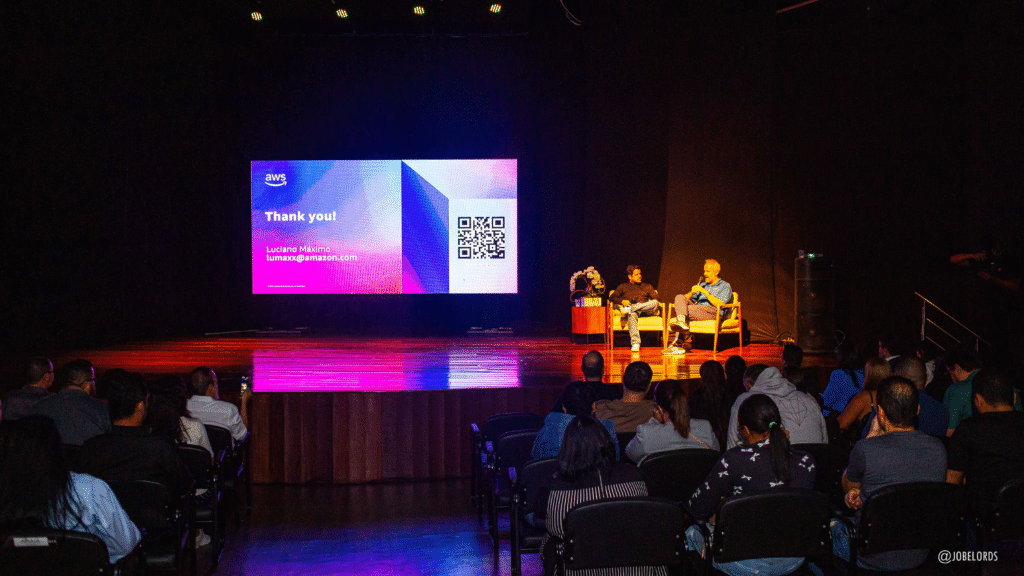 Lançamento do curso AWS re/Start - Soluções na Nuvem lota o teatro Atiaia 1 image 87