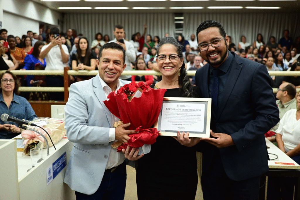 Assistentes Sociais são homenageados pela Câmara de Valadares 2 image 97