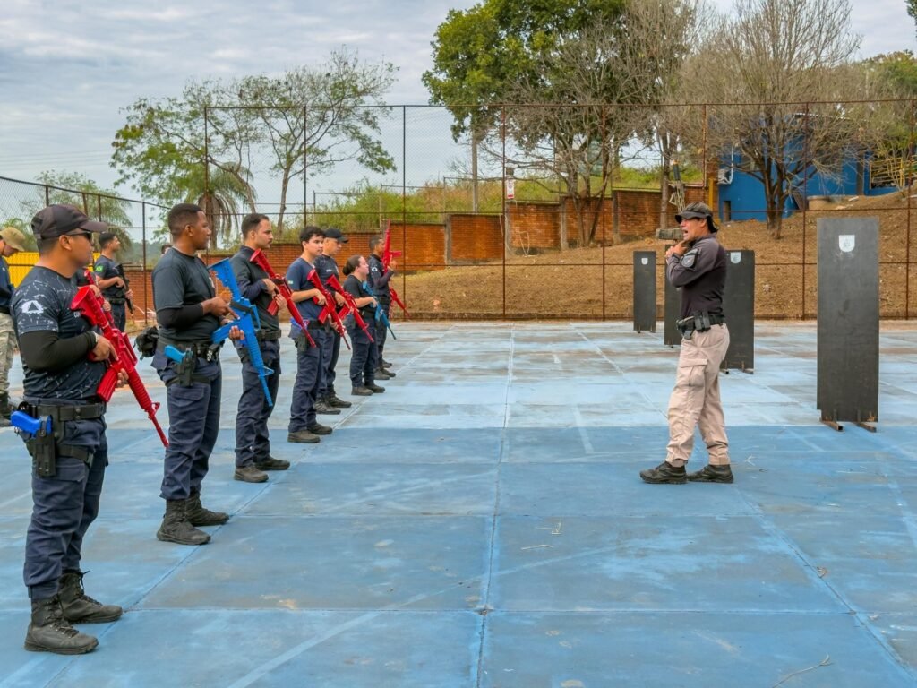 Policiais municipais participam de capacitação sobre conduta de patrulha 3 1750528380712107551440809133906