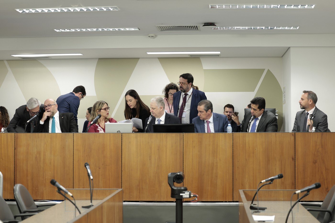Comissão dá aval à federalização de Codemig e Codemge