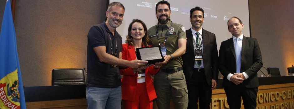 Semad conquista prêmio nacional por uso inovador de tecnologia contra o desmatamento 1 A premiação reconhece as melhores práticas e iniciativas no uso da ferramenta, que se baseia em imagens diárias de satélite e alertas