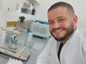 Grupo da UFJF-GV pesquisa métodos para diagnóstico precoce da hanseníase 3 image 357