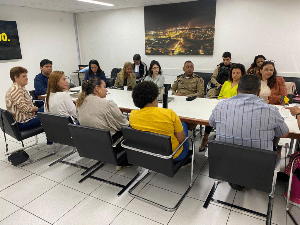 Debate intersetorial sobre pessoas em situação de rua avança em Ipatinga 3 image 17