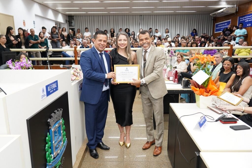Câmara Realiza Reunião Especial em Homenagem aos Profissionais da Saúde Mental 2 17563286751331211499078991811694
