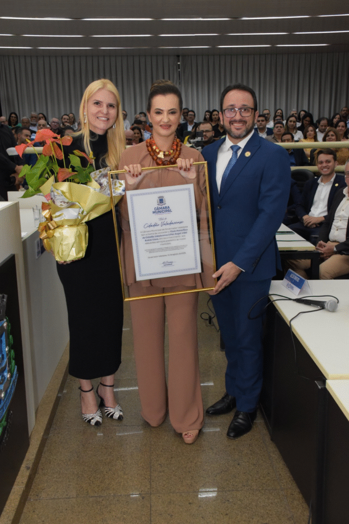 Pier Angeli recebe o Título de Cidadã Valadarense 2 image 308
