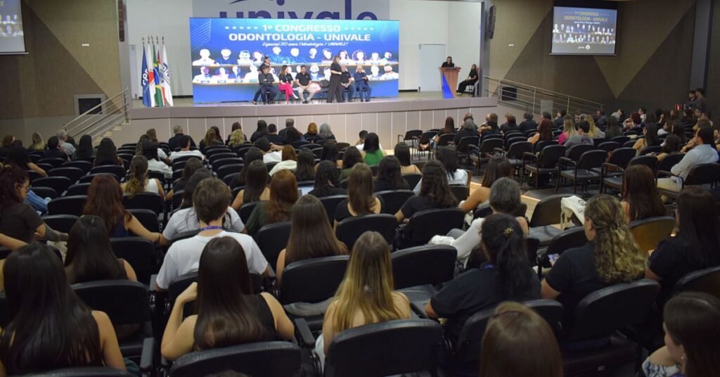 Congresso de Odontologia celebra 50 anos de excelência do curso na UNIVALE 1 17575005444232530661677489980509