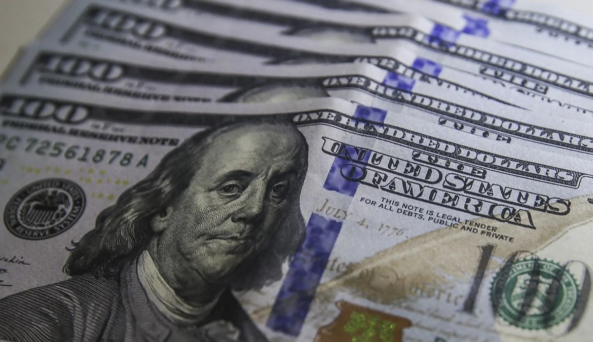 dolar_moeda_0803221211