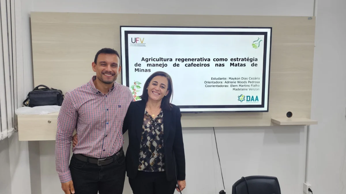 Coordenador de Agronomia da UNIVALE conclui doutorado na UFV com defesa de tese sobre agricultura regenerativa cafeeira 1 doutorado coordenador agronomia (5)