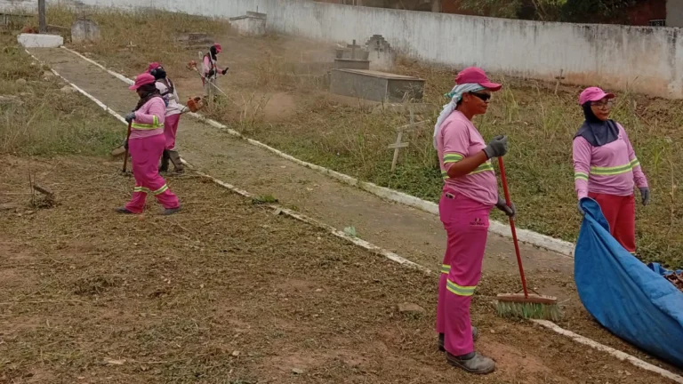 Mutirão de limpeza chega a cemitérios dos distritos de Valadares