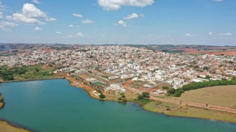 Cidades declaram emergência econômica 