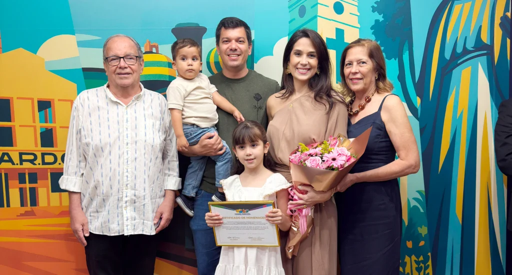 m emília