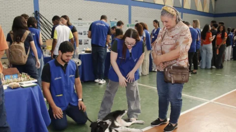 Mostra de Profissões do Sesi tem explicações sobre os cursos da UNIVALE