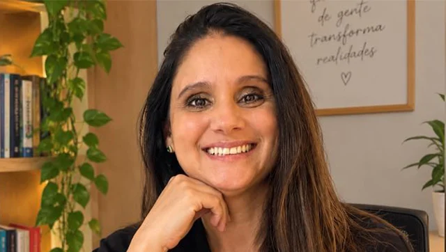 Professora de Psicologia da UNIVALE conclui mestrado com pesquisa sobre comportamento alimentar de adolescentes
