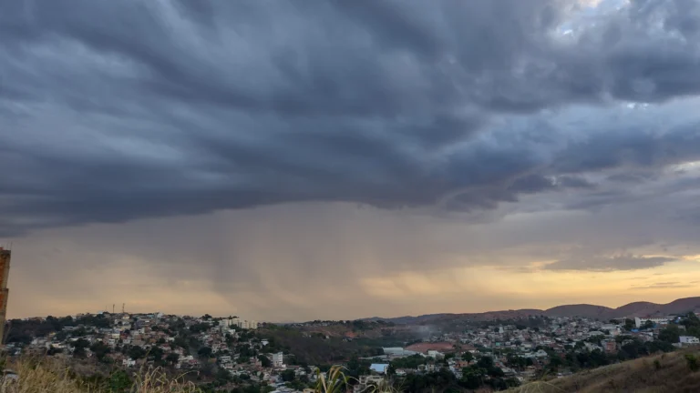 Defesa Civil alerta para possibilidade de chuvas e tempestades em Governador Valadares 7 Defesa Civil alerta para possibilidade de chuvas e tempestades em Governador Valadares