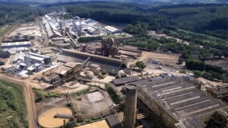 Guerra no Irã atrapalha município mineiro 